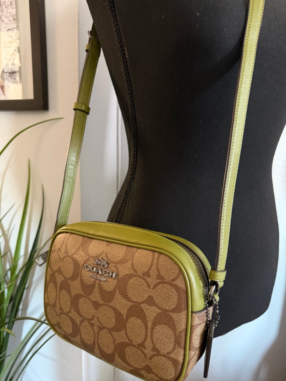 Coach Mini Jamie Camera Bag - Picture 15 of 16